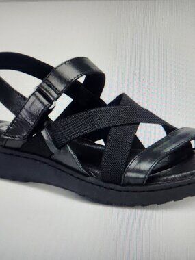 Born Black Leather "Manta" Sandals. NIB. Size 9